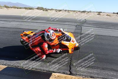 media/Dec-01-2025-Moto Forza (Mon) [[2daa91e15f]]/1-Advanced Group/Session 4 (Turn 10 Inside)/